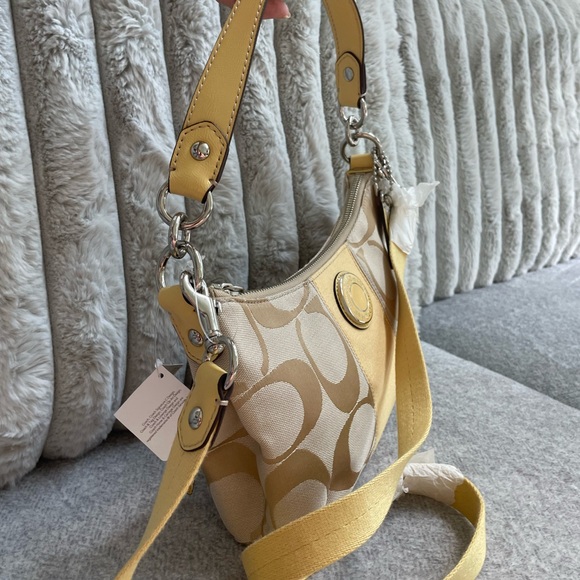 Coach F 19218 new with tag - Picture 4 of 7